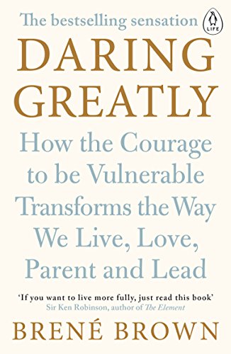 Couverture DARING GREATLY - Bren? Brown (Mass Market Paperback) - ISBN 9780241257401